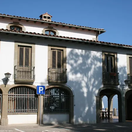 Santuari De La Salut De Hotel Sant Felíu de Pallarols